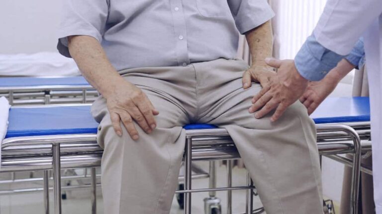 تكلفة عملية الايكوليزر للبروستاتا: استثمار في صحتك أم مجرد رقم؟